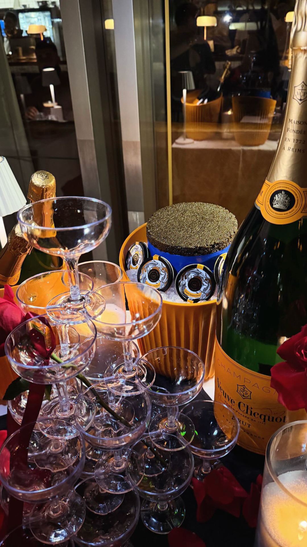 Caviar Social corner